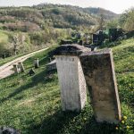 Гробље изнад цркве у Горњој Добрињи (фото Бојан Радојичић)