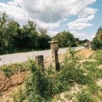 Крајпуташи Микаилу Перуничићу и Мићу Мићовићу у Горобиљу (фото Бојан Радојичић)