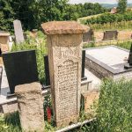 Стари споменик Стевану Урошевићу на гробљу на потесу Свилаићи у Горобиљу (фото Бојан Радојичић)