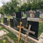 Споменик Драгиши Зириковићу и његовој породици на Лазовића гробљу у Дражиновићима, Јежевица (фото Бојан Радојичић)
