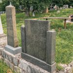 Споменик Веселину Демировићу на Лазовића гробљу у Дражиновићима, Јежевица (фото Бојан Радојичић)
