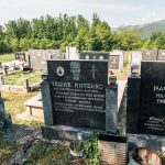 Споменик Миленку Тешићу на Мићанском гробљу у Дражиновићима, Јежевица (фото Бојан Радојичић)