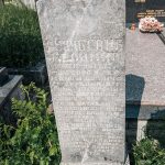 Споменик Велимиру Вучићевићу на Вучићевића гробљу у Дражиновићима, Јежевица (фото Бојан Радојичић)