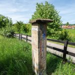 Крајпуташ Душану Стевановићу на Муњинском брду у Лопашу (фото Бојан Радојичић)