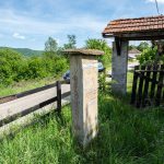 Крајпуташ Душану Стевановићу на Муњинском брду у Лопашу (фото Бојан Радојичић)