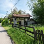 Крајпуташ Душану Стевановићу на Муњинском брду у Лопашу (фото Бојан Радојичић)