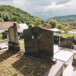Споменик Љубомиру Танасковићу на Миљаковачком гробљу у Отњу (фото Бојан Радојичић)