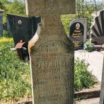 Споменик Миленку, Милији и Благоју Мајсторовићима на гробљу у Прилипцу (фото Бојан Радојичић)