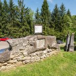 Спомен чесма крај Богородичне цркве у Прилипцу (фото Бојан Радојичић)