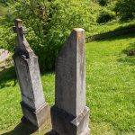 Споменик Светозару Маркићевићу крај Богородичне цркве у Прилипцу (фото Бојан Радојичић)