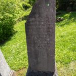 Споменик Светозару Маркићевићу крај Богородичне цркве у Прилипцу (фото Бојан Радојичић)