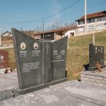 Споменик Јанку Дрндаревићу на гробљу на потесу Ћирјанићи у Расној (фото Бојан Радојичић)