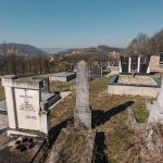 Споменик Михаилу Кораћу на гробљу Милаве у Расној (фото Бојан Радојичић)