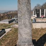 Споменик Михаилу Кораћу на гробљу Милаве у Расној (фото Бојан Радојичић)