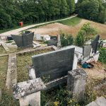 Споменик Новку Томићу на гробљу у Средњој Добрињи (фото Бојан Радојичић)