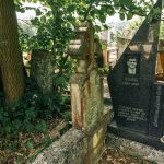 Споменик Сави и Драгомиру Ковачевићима на гробљу у Средњој Добрињи (фото Бојан Радојичић)