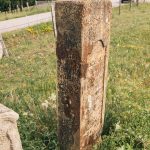 Крајпуташ војнику из српско-бугарског рата 1885. у Тометином Пољу (фото Бојан Радојичић)