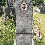 Споменик Новаку Вукашиновићу на гробљу на потесу Разбојиште у Тометином Пољу (фото Бојан Радојичић)