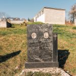 Споменик Милану Зарићу на Тврдићком гробљу (фото Бојан Радојичић)