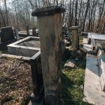Споменик Ћиру Савићу на гробљу у Узићима (фото Бојан Радојичић)