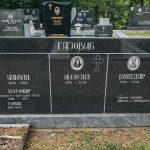 Споменик Витомиру Гајовићу на гробљу у Средњем селу у Засељу (фото Бојан Радојичић)