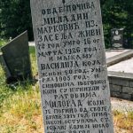 Споменик Милораду и Радомиру Марковићима на гробљу у Средњем селу у Засељу (фото Бојан Радојичић)