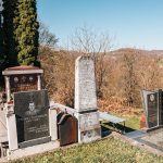 Споменик Војислав Миросављевић на Бановића гробљу у Здравчићима (фото Бојан Радојичић)