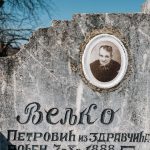 Споменик Вељку Петровићу на Кречковића гробљу у Здравчићима (фото Бојан Радојичић)