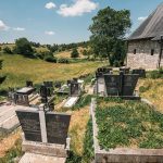 Гробље крај манастира Дубница у Божетићима (фото Бојан Радојичић)