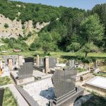 Гробље код цркве у Штиткову, Божетићи (фото Бојан Радојичић)