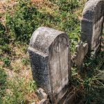 Споменик Милосаву Мрвићу на гробљу у Сеништима, Драглица (фото Бојан Радојичић)