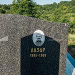 Споменик Лазару Топаловићу на гробљу у Доњем Трудову, Јасеново (фото Бојан Радојичић)