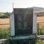 Крајпуташи Владимиру Зекавици и Рајку Шапоњићу у Јасенову (фото Бојан Радојичић)