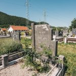 Споменик Ивану Жугићу на гробљу на потесу Суботића крш у Радоињи (фото Бојан Радојичић)