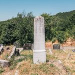 Споменик Милинку Грбићу на гробљу на потесу Црквина у Рутошима (фото Бојан Радојичић)