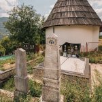 Гробље код Цркве Свете Тројице у Бистрици (фото Бојан Радојичић)