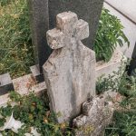 Споменик Јевту Главоњићу на гробљу код Цркве Свете Тројице у Бистрици (фото Бојан Радојичић)