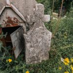 Споменик Јеврему Главоњићу на гробљу код Цркве Свете Тројице у Бистрици (фото Бојан Радојичић)