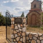 Спомен костурница Долно Карасларе (фото Бојан Радојичић)