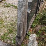 Споменик браћи Виторовићима на гробљу у Доњој Белој Реци (фото Бојан Радојичић)