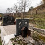 Споменик Јовици Чоловићу на гробљу у Расници, Драглица (фото Бојан Радојичић)