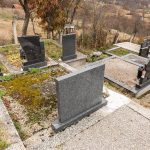 Споменик Јовици Чоловићу на гробљу у Расници, Драглица (фото Бојан Радојичић)