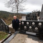 Споменик Неђу Шуљагићу на Шуљагића гробљу у Драглици (фото Бојан Радојичић)