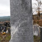 Споменик Вукадину Шишаковићу на Шуљагића гробљу у Драглици (фото Бојан Радојичић)
