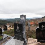 Споменик Влајку Шишаковићу на Шуљагића гробљу у Драглици (фото Бојан Радојичић)