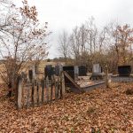 Гробље на Тустом Брду у Драглици (фото Бојан Радојичић)