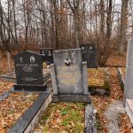 Споменик Ратку Шуљагићу на гробљу на Тустом Брду у Драглици (фото Бојан Радојичић)