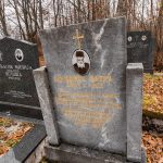 Споменик Ратку Шуљагићу на гробљу на Тустом Брду у Драглици (фото Бојан Радојичић)