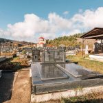 Споменик Вукоману Пуцаревићу на гробљу код цркве у Дрмановићима, Акмачићи (фото Бојан Радојичић)