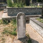 Споменик Мирку Недовићу на гробљу у Маџарима, Јасеново